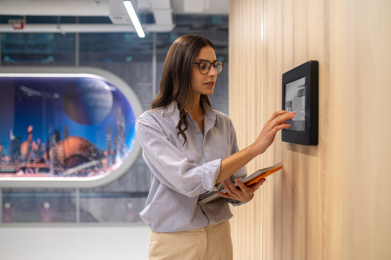 Controle de ponto eletrônico: o que a lei exige da sua empresa